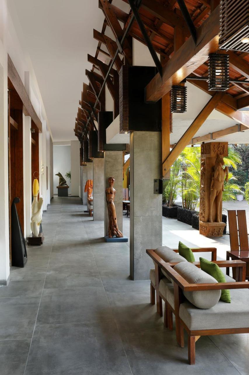 The Andhra Art & Craft Hotel Visakhapatnam Ngoại thất bức ảnh